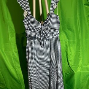 Woman’s young girls dress